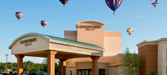 Courtyard Canton Hotels in Stark County