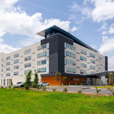 Aloft Savannah Airport