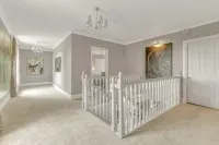 Port Hill House with Heated Outdoor Pool - 2-Star