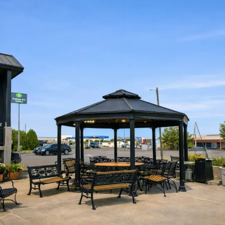 Sundowner Inn Forsyth I 94