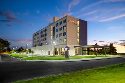 Hampton by Hilton Guanacaste Airport - 4-Star