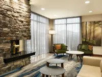 Fairfield Inn & Suites Hershey Chocolate Avenue Hotels near Hershey Park