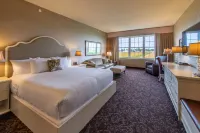 Amish View Inn & Suites - parking