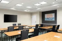 Residence Inn Milwaukee West - parking