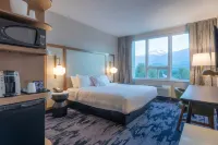 Fairfield Inn & Suites Revelstoke - parking
