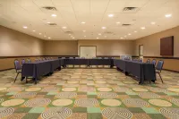 ฮอลิเดย์ อินน์ Bloomington-University Area บาย IHG - ที่มีที่จอดรถ