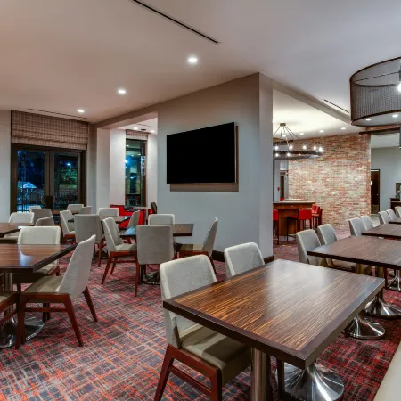 Homewood Suites by Hilton Savannah Historic District/Riverfront