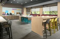Tru by Hilton Atlanta NW Kennesaw - bar