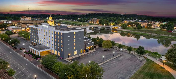 Courtyard Hamilton Hotels in Mercer County