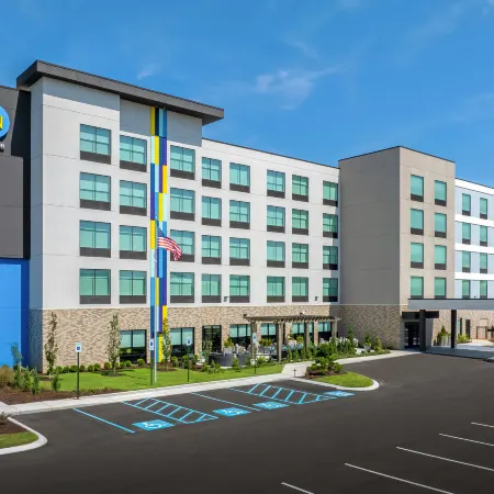 Tru by Hilton Cleveland