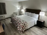 Red Roof Inn Charleston - Dunbar - parcheggio