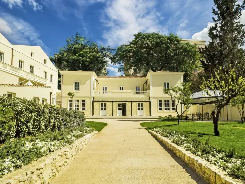 Hotel Villa Fanny - Airport Shuttle