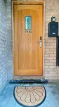 Central Bradford Apt w/ Free Parking & Modern - 2 estrellas