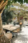 Colosseum Hotel - parking
