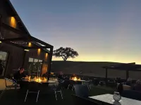 Saddle up for a Downtown Paso Adventure! - บังกะโล