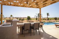 Designer Golf Villa -Pool & Serene Views - Villas