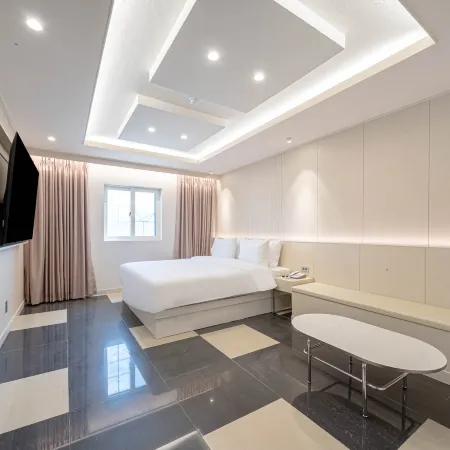 olive line hotel