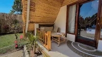 Kura Beach Resort Gili Air - بار