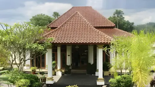 Pelangi Hotel & Resort - 3 estrellas