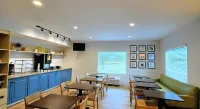 Radiant Inn and Suites - breakfast