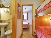 Apt 1 Hotels in Penia