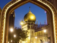The Sultan Отели рядом с достопримечательностью «Торговый центр Golden Mile Complex»