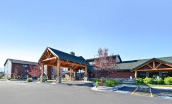 Best Western Plus McCall Lodge  Suites