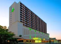 Holiday Inn National Airport/Crystal City Các khách sạn ở Arlington