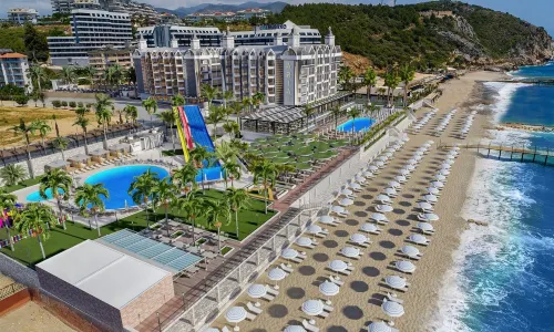 Aria Resort & Spa