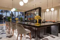 Hilton Nicosia - Barer