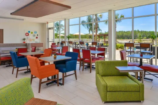 Holiday Inn Express & Suites Ruskin - Sun City by IHG