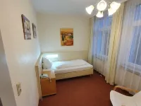 Hotel Centro Fürth Nürnberg 菲爾特酒店