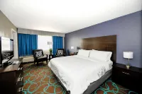 Holiday Inn Niagara Falls State Park Entry