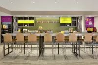 希爾頓惠庭飯店-哈斯布魯克高地 - 早餐