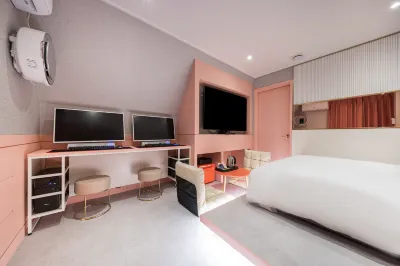 Hotel Ravi