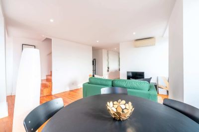 Other Guestready - Bright & Spacious 2-Bed Apt with Rooftop Terrace in Alcântara Photo