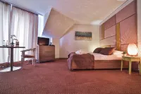 Kompleks Beskid z Basenem I Stokiem Narciarskim - Blisko Babiej Góry Hotels in Spytkowice