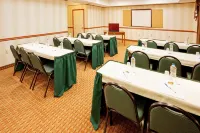 Holiday Inn Express & Suites Frackville Hotels in Schuylkill County