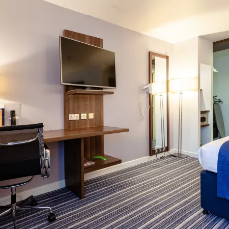 Holiday Inn Express EDINBURGH AIRPORT by IHG