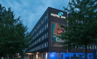 Motel One Hamburg Airport