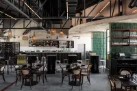 Warders Hotel by Garde Hotels in East Fremantle