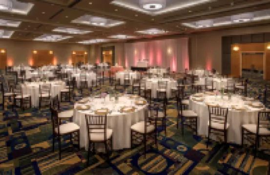 Hyatt Regency Pittsburgh Intl Airport Hotels in Pittsburgh