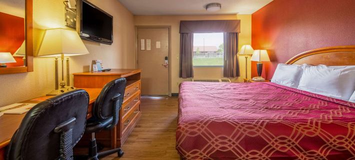 Econo Lodge Hotels in Mount Laurel