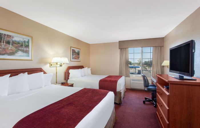 Ramada by Wyndham Fresno Northwest
