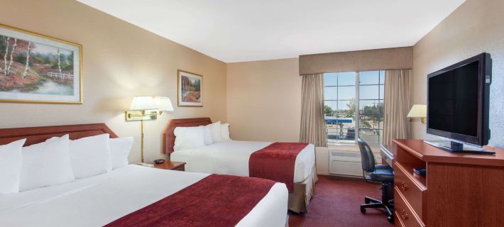 Ramada by Wyndham Fresno Northwest Hotels in Fresno