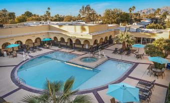 La Quinta Inn & Suites by Wyndham Tucson - Reid Park