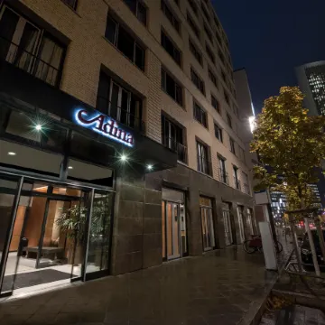 Adina Apartment Hotel Frankfurt Westend Отели рядом с достопримечательностью «Галлусфиртель»