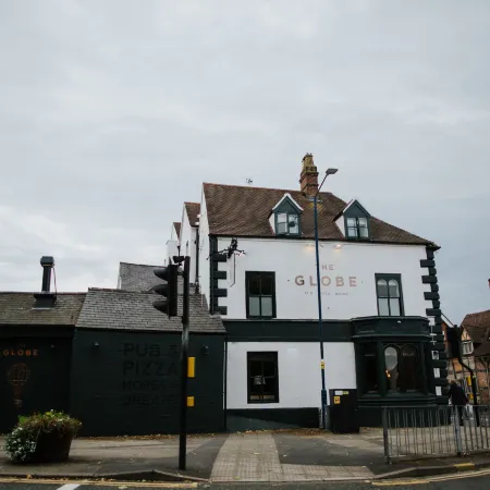 The Globe Отели в г. Уорвик