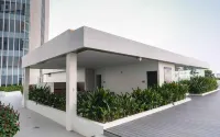 Lovina 17-11 at Harbour Bay Residences Hotels in Batu Ampar