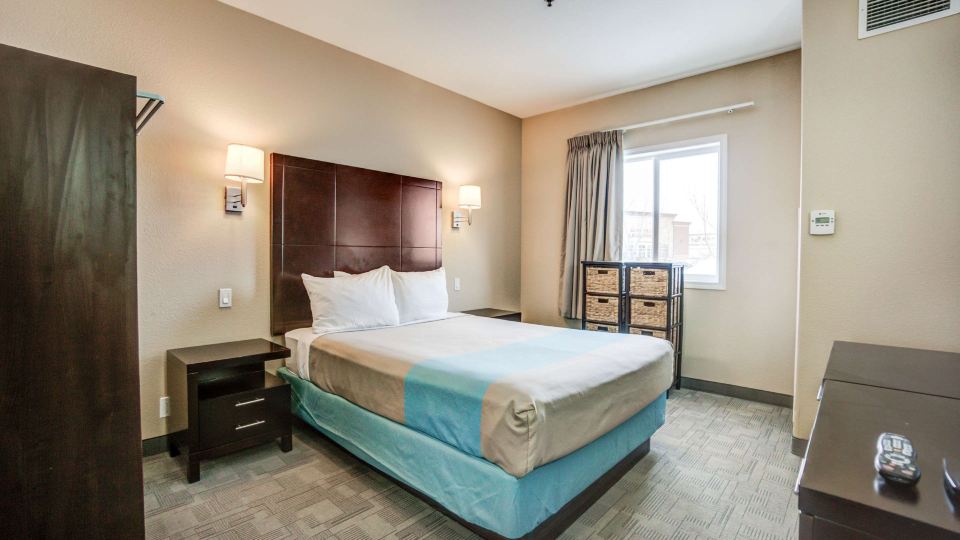 Motel 6 Red Deer, AB